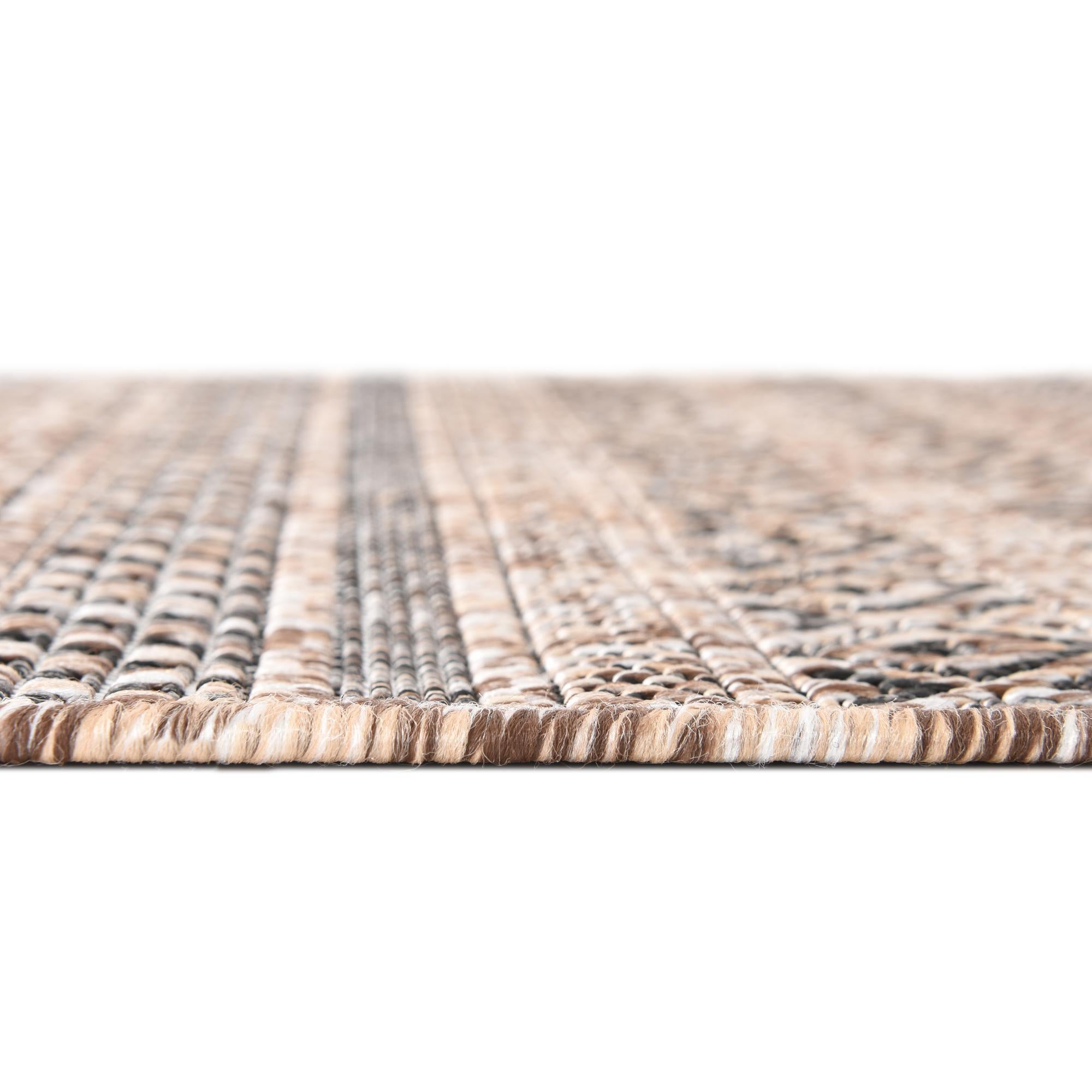 5' 3 x 5' 3 Easy-Clean Ribbon Indoor / Outdoor Octagon Rug