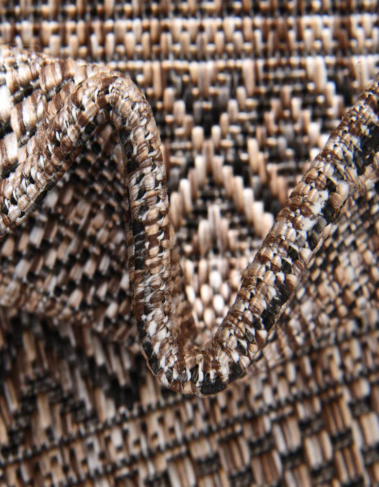 Detail image of 5' 3 x 5' 3 Washable Ribbon Indoor / Outdoor Octagon Rug