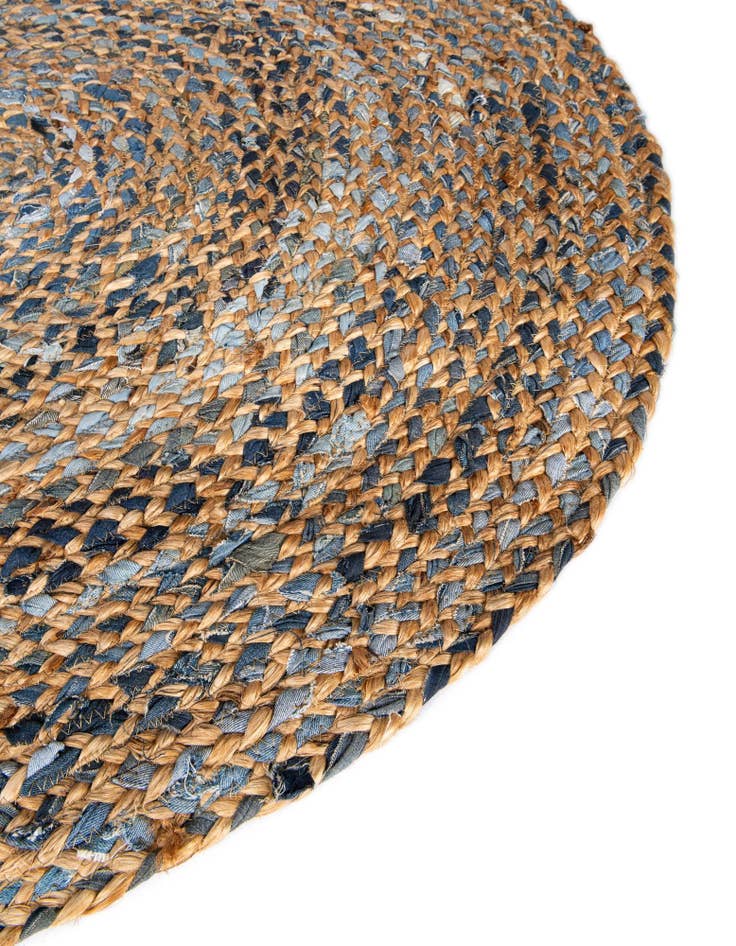 Detail image of 4' 1 x 6' 1  Hand Braided Chindi Oval Rug