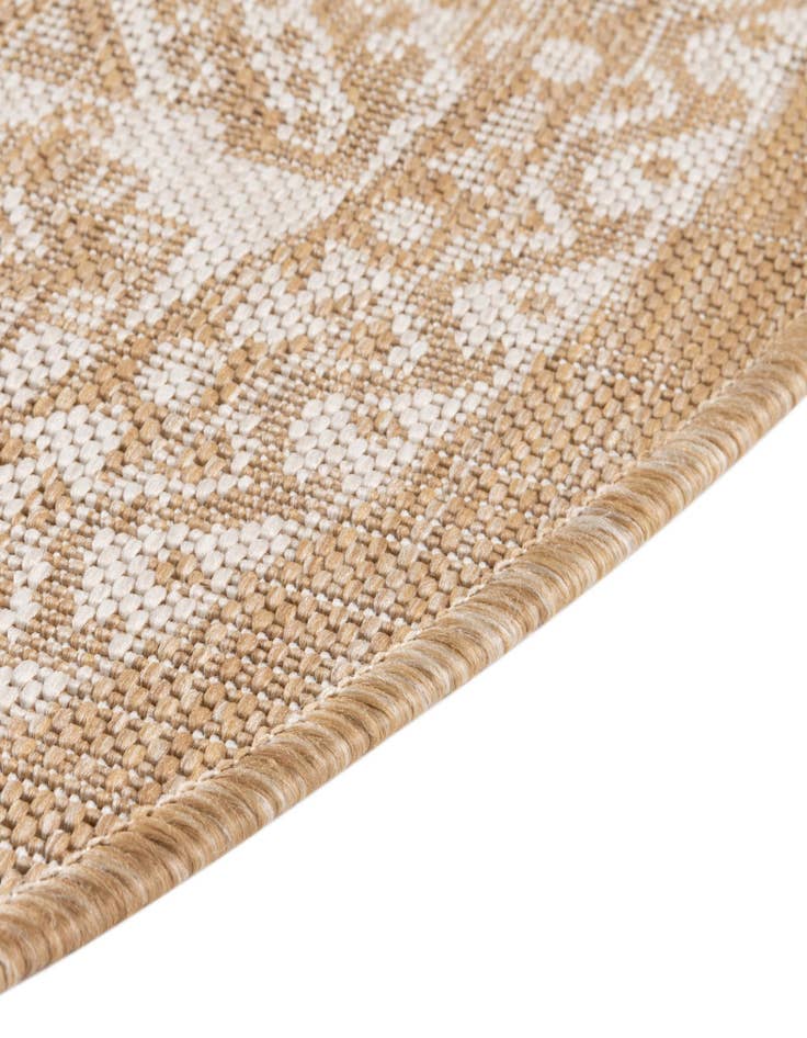 Detail image of 3' x 5' 3 Easy-Clean Aztec Indoor / Outdoor Oval Rug