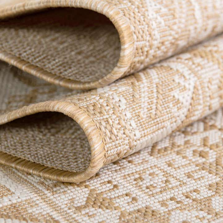 3' x 5' 3 Easy-Clean Aztec Indoor / Outdoor Oval Rug