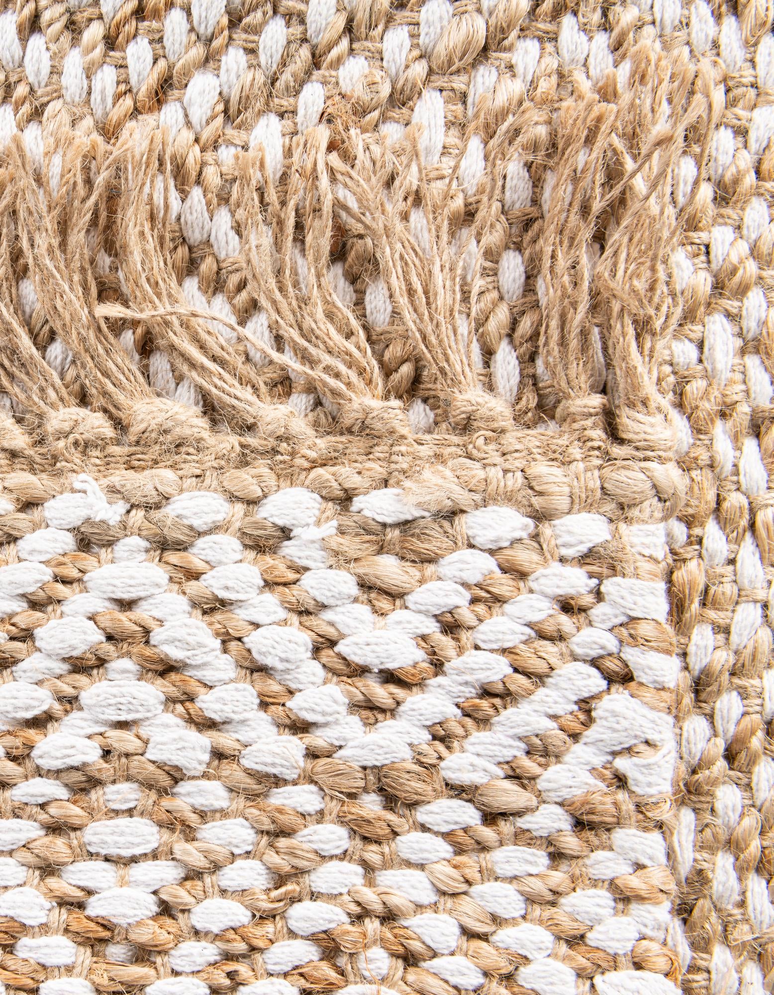 6' 1 x 9' Hand Woven Braided Jute Rug