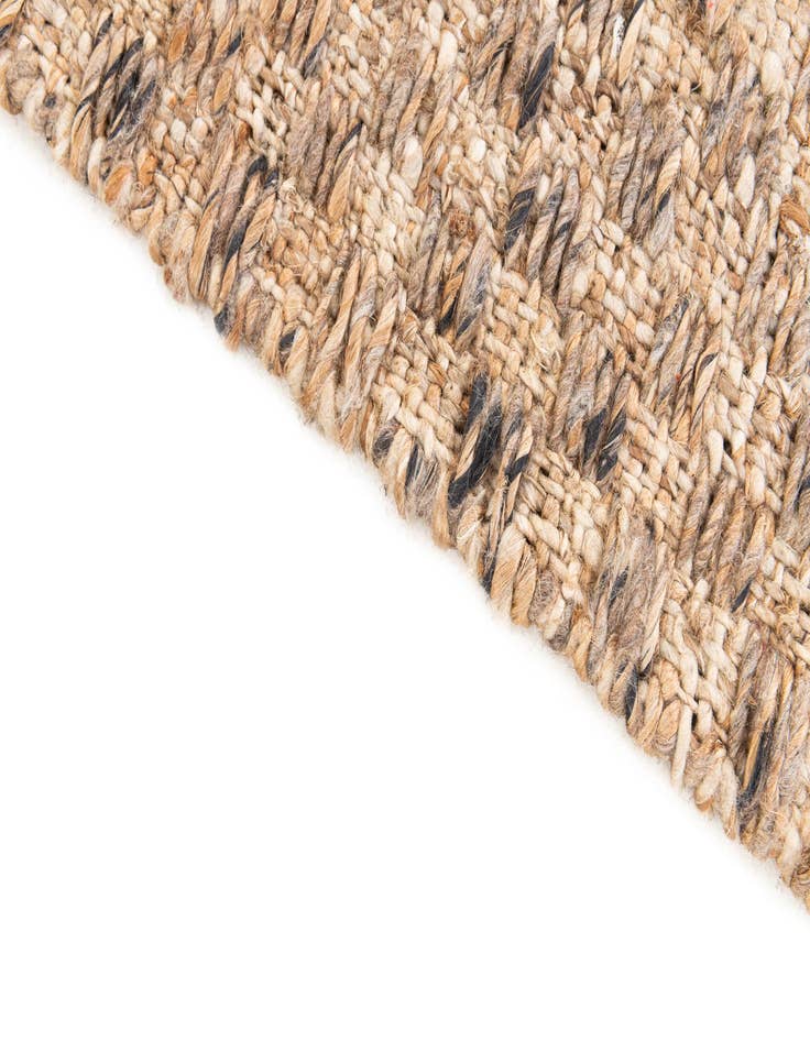 Detail image of 2' 1 x 3' Hand Woven Checkered Jute Wool Rug