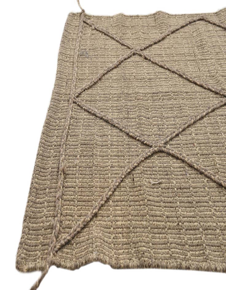 Detail image of 2' 11 x 4' 11 Hand Knotted Darya Wool Rug