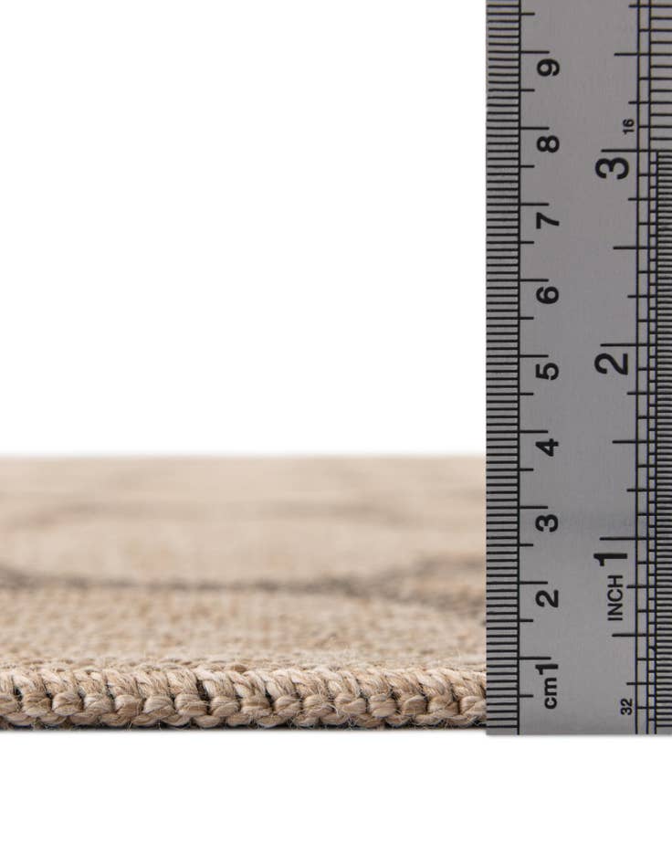 Detail image of 6' 3 x 9' Dunes Rug