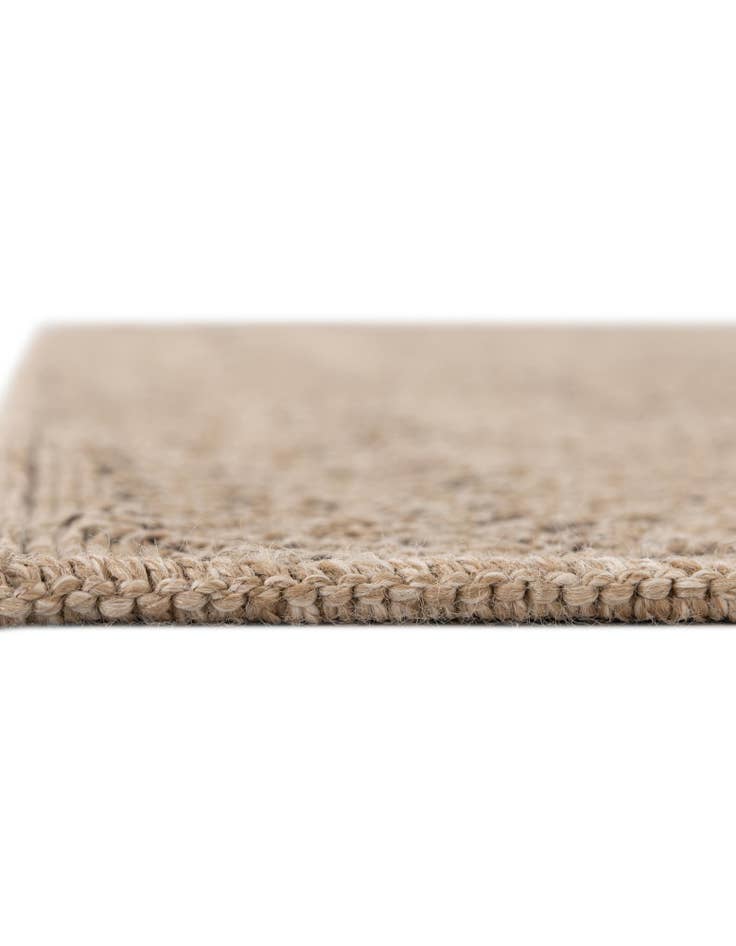 Detail image of 5' 5 x 8' Dunes Rug
