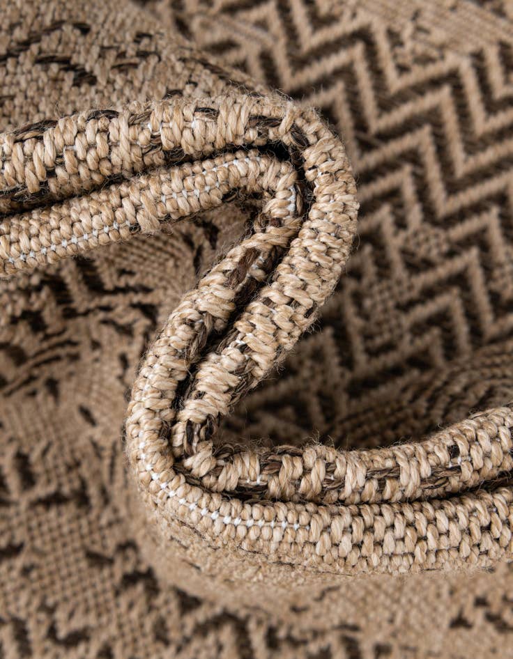 Detail image of 5' 5 x 8' Dunes Rug