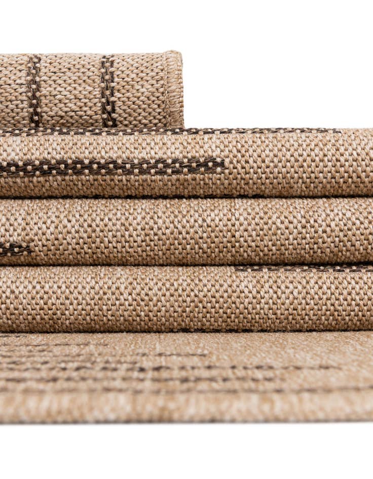 Detail image of 2' 2 x 3' Dunes Rug