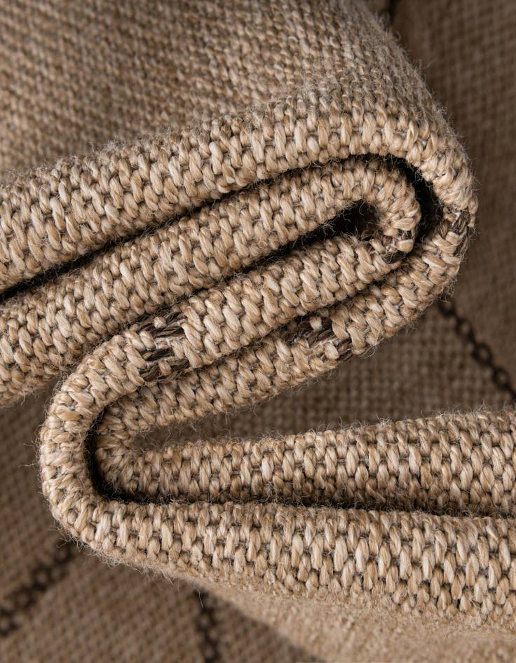 Detail image of 6' 3 x 9' Dunes Rug