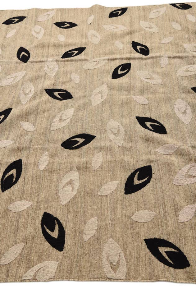Detail image of 6' 8 x 8' 9 Hand Woven Kilim Modern Rug