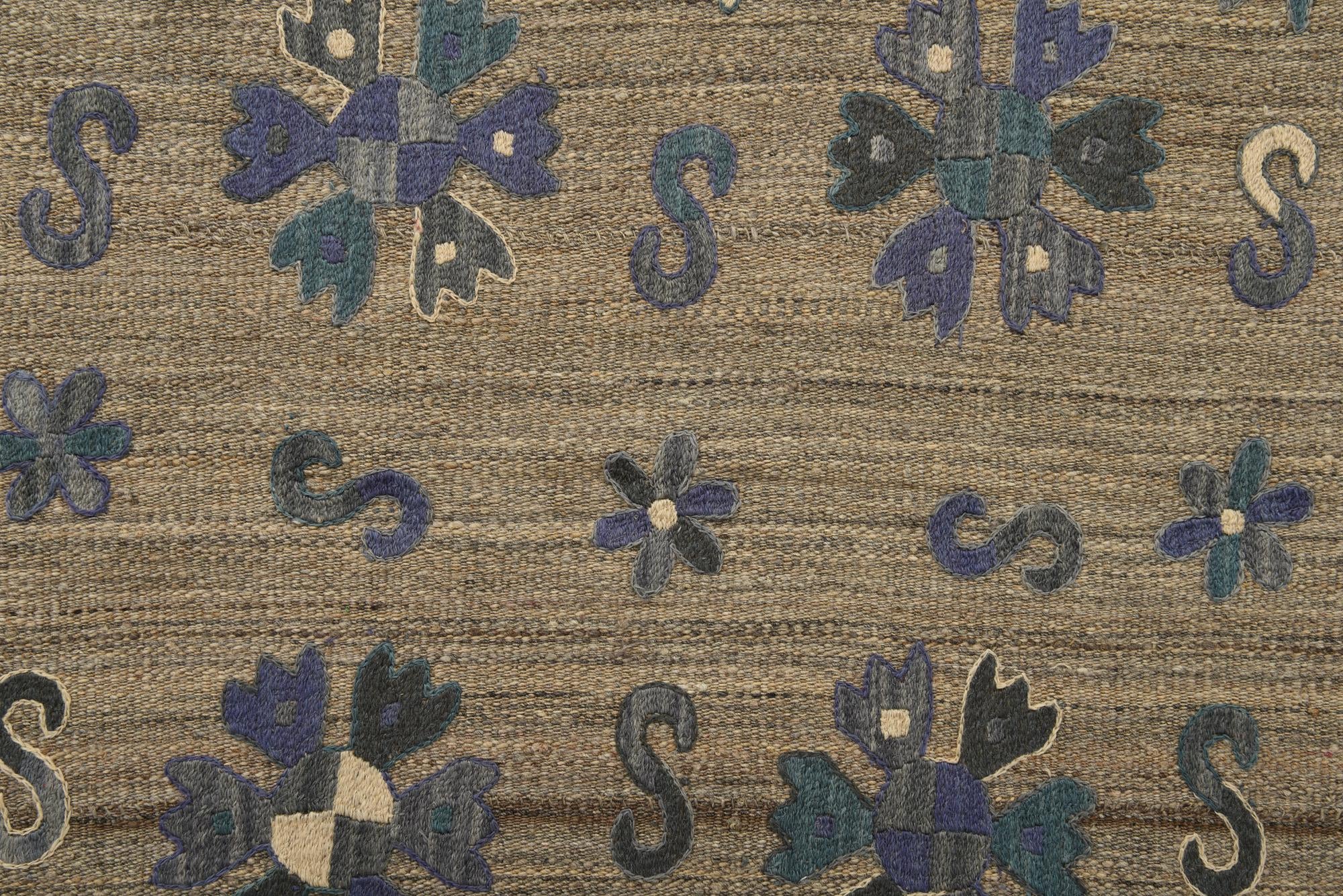 5' 9 x 7' 1 Hand Woven Kilim Suzani Wool Rug