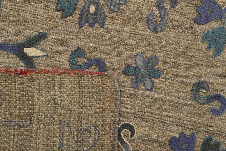 5' 9 x 7' 1 Hand Woven Kilim Suzani Wool Rug