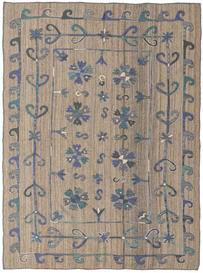 Detail image of 5' 9 x 7' 1 Hand Woven Kilim Suzani Wool Rug
