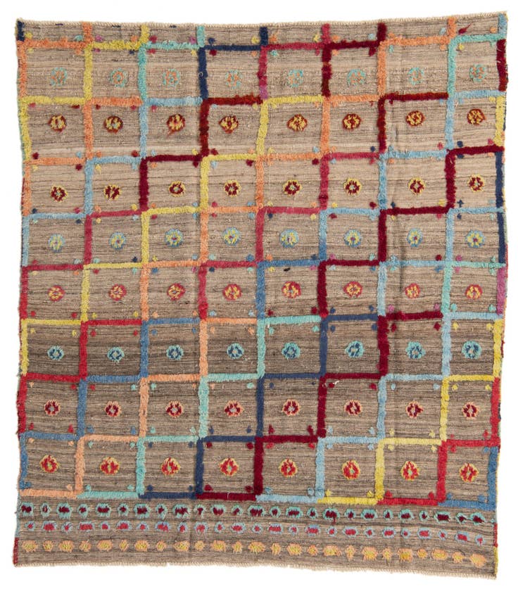 Detail image of 6' 9 x 7' 8 Hand Knotted Moroccan Wool Rug