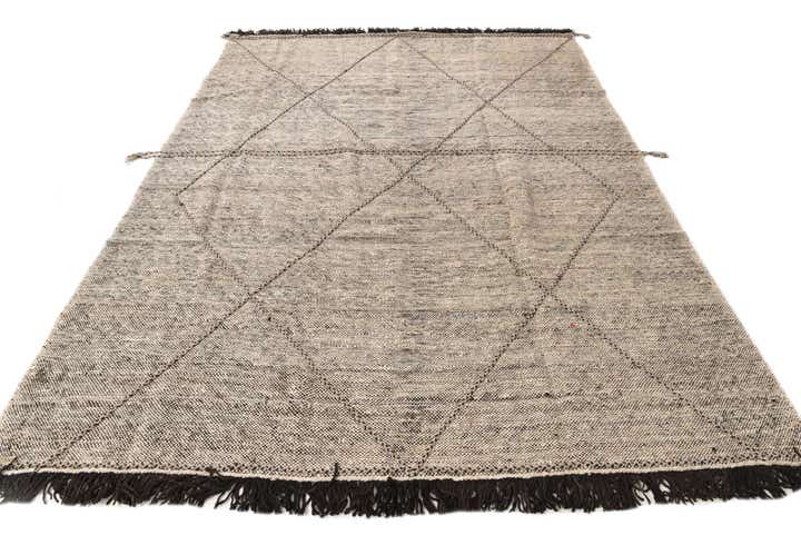 7' x 9' 9 Hand Knotted Moroccan Wool Rug