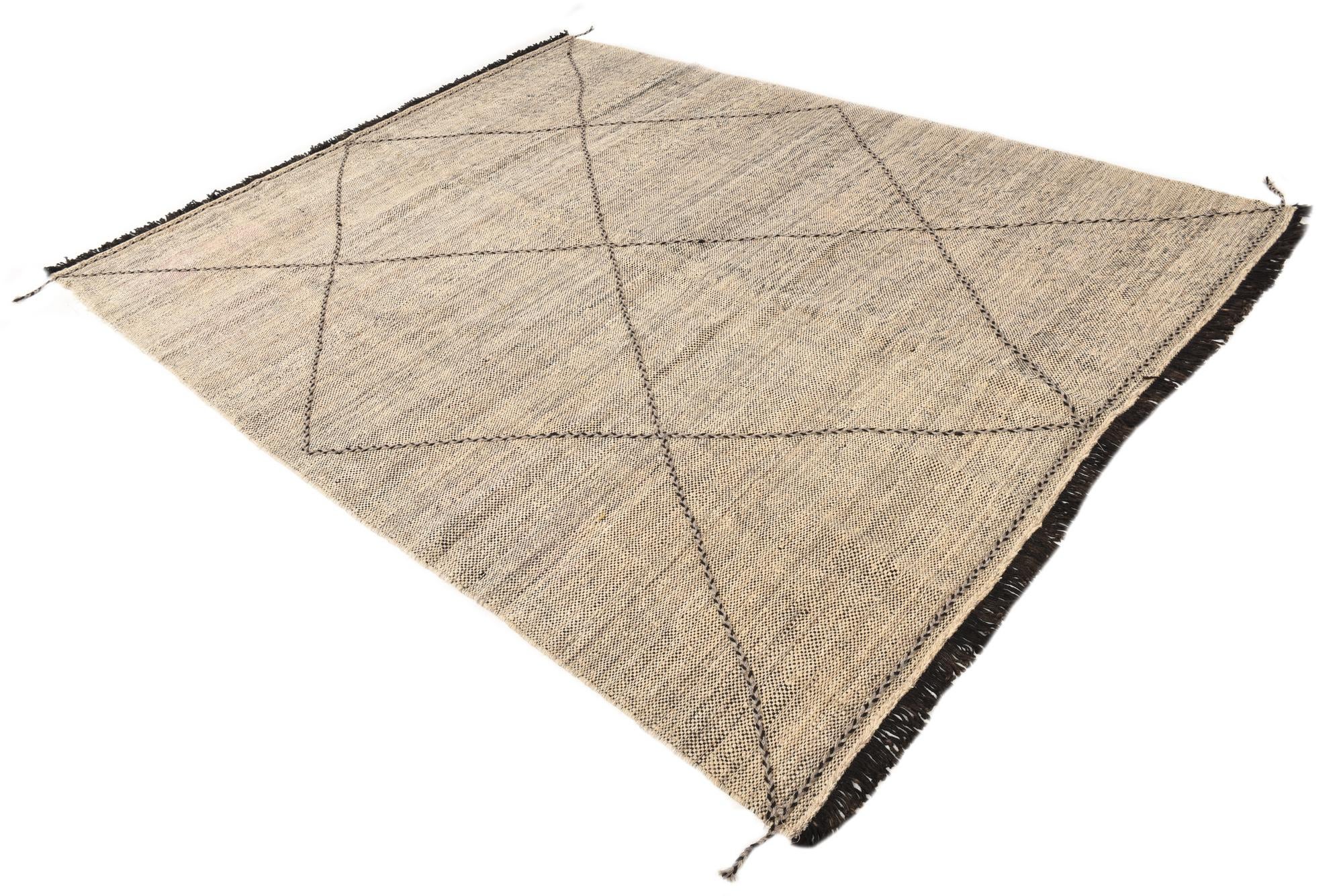 7' 5 x 9' 8 Hand Knotted Moroccan Wool Rug