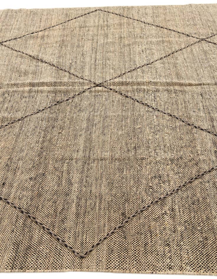 Detail image of 7' 5 x 9' 8  Hand Knotted Moroccan Wool Rug