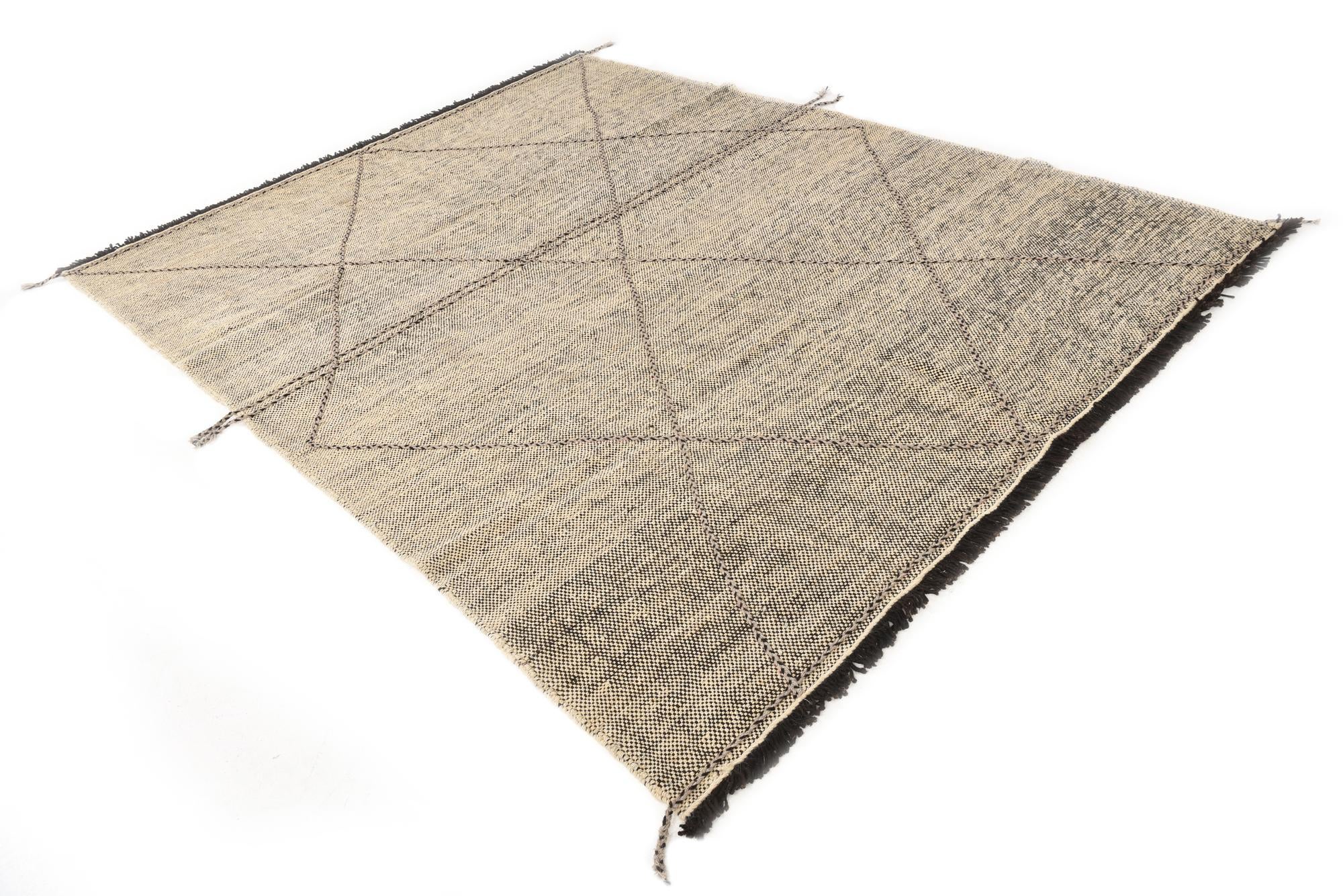 7' 5 x 9' 7 Hand Knotted Moroccan Wool Rug