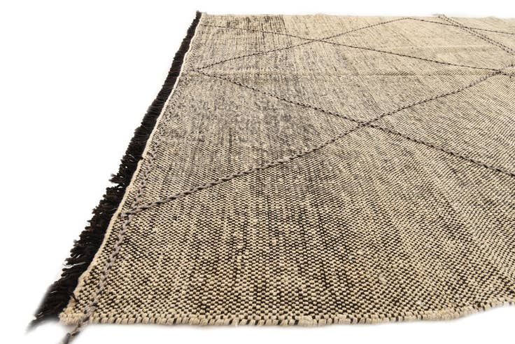 Detail image of 7' 5 x 9' 7 Hand Knotted Moroccan Wool Rug