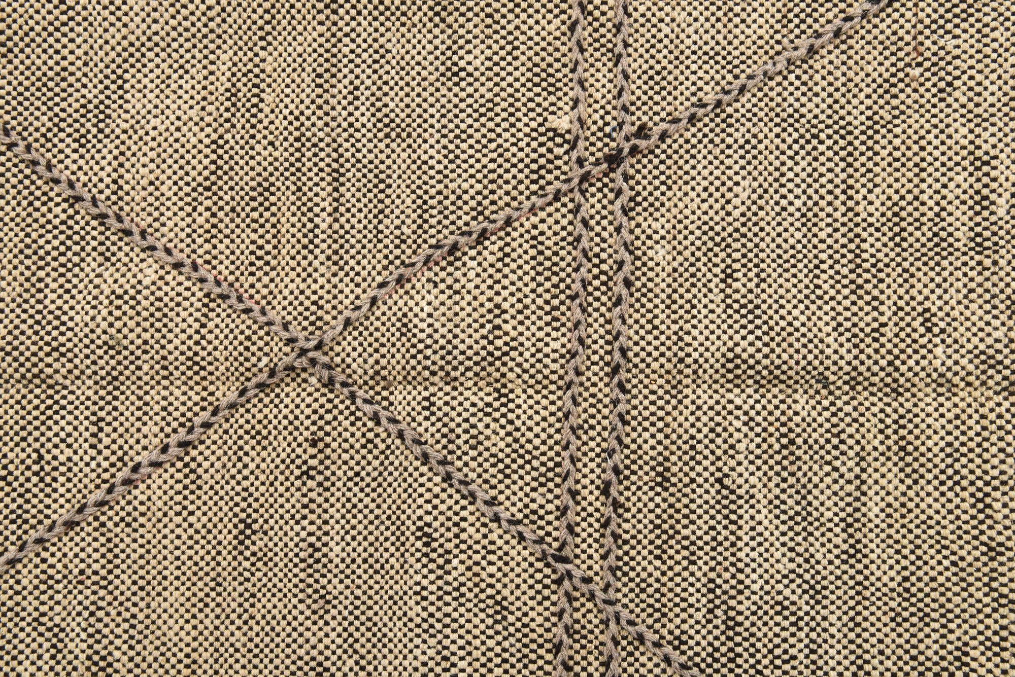 7' 5 x 9' 7 Hand Knotted Moroccan Wool Rug