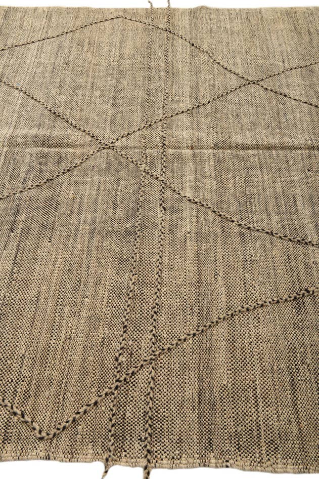 Detail image of 6' 10 x 9' 7 Hand Knotted Moroccan Wool Rug