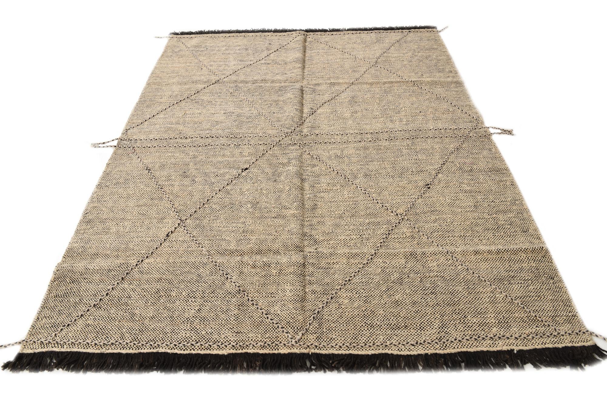 6' x 7' 5 Hand Knotted Moroccan Wool Rug