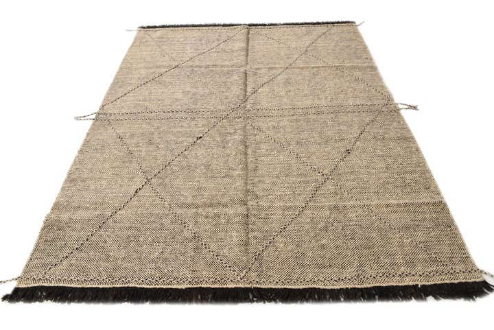 6' x 7' 5 Hand Knotted Moroccan Wool Rug