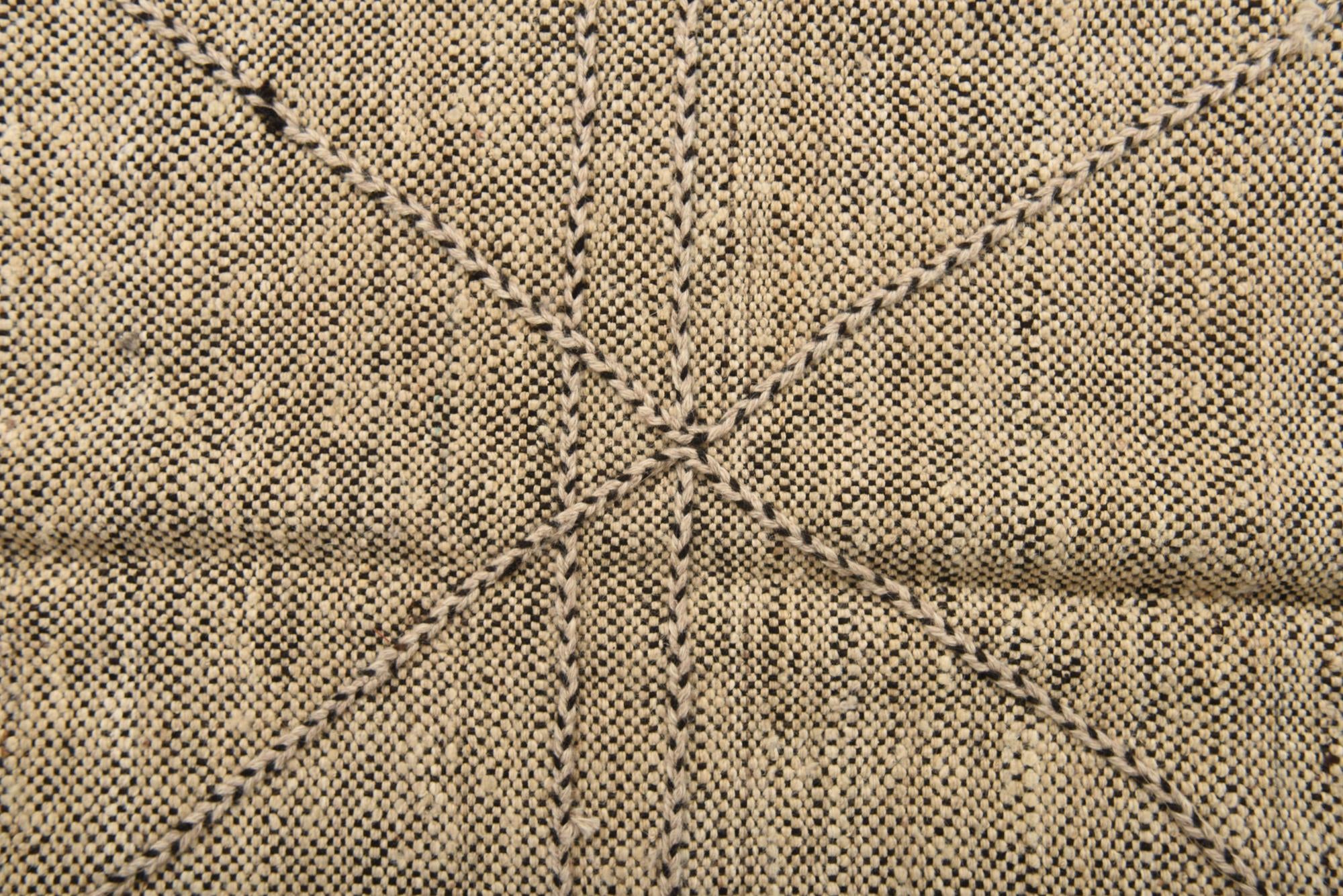 6' x 7' 5 Hand Knotted Moroccan Wool Rug