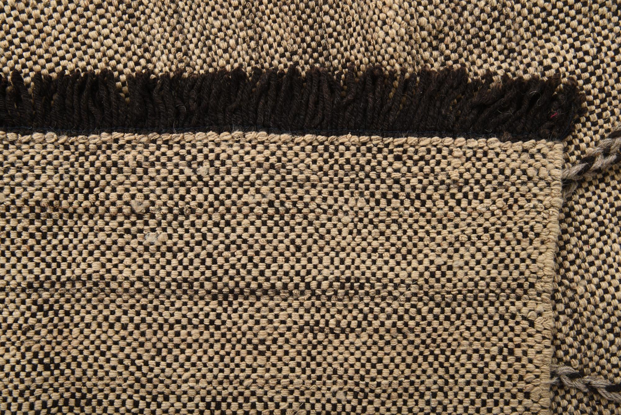 7' 1 x 9' 8 Hand Knotted Moroccan Wool Rug