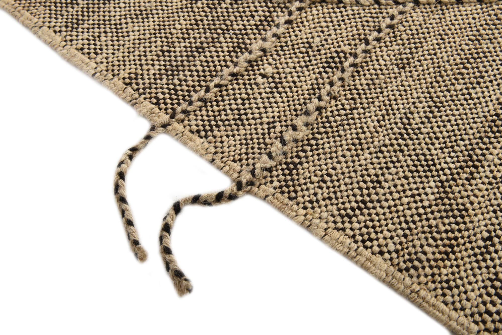 7' x 9' 8 Hand Knotted Moroccan Wool Rug