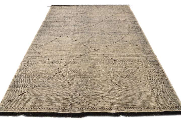 7' x 9' 6 Hand Knotted Moroccan Wool Rug