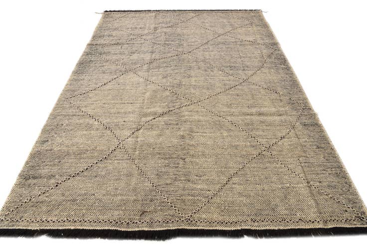 Detail image of 7' x 9' 6 Hand Knotted Moroccan Wool Rug