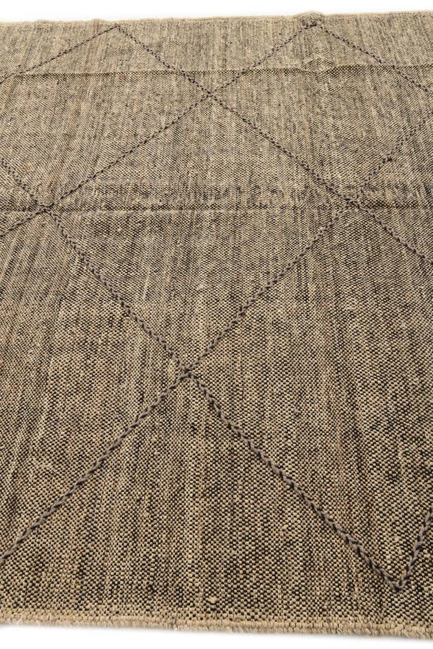 Detail image of 7' 5 x 9' 5 Hand Knotted Moroccan Wool Rug