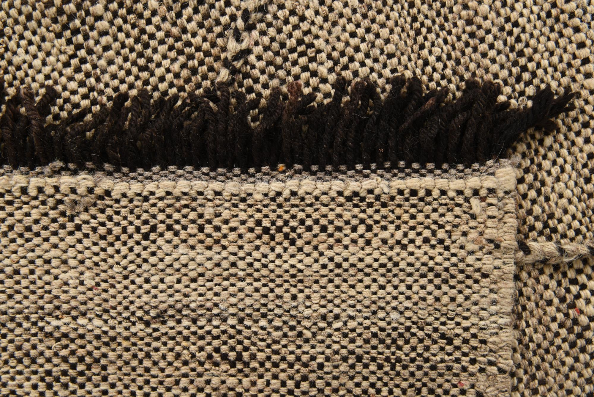 6' 10 x 9' 8 Hand Knotted Moroccan Wool Rug