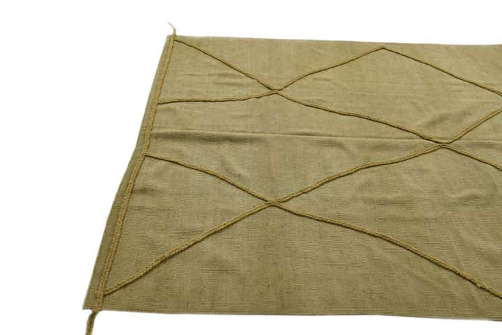 5' 10 x 7' 6 Hand Knotted Moroccan Wool Rug