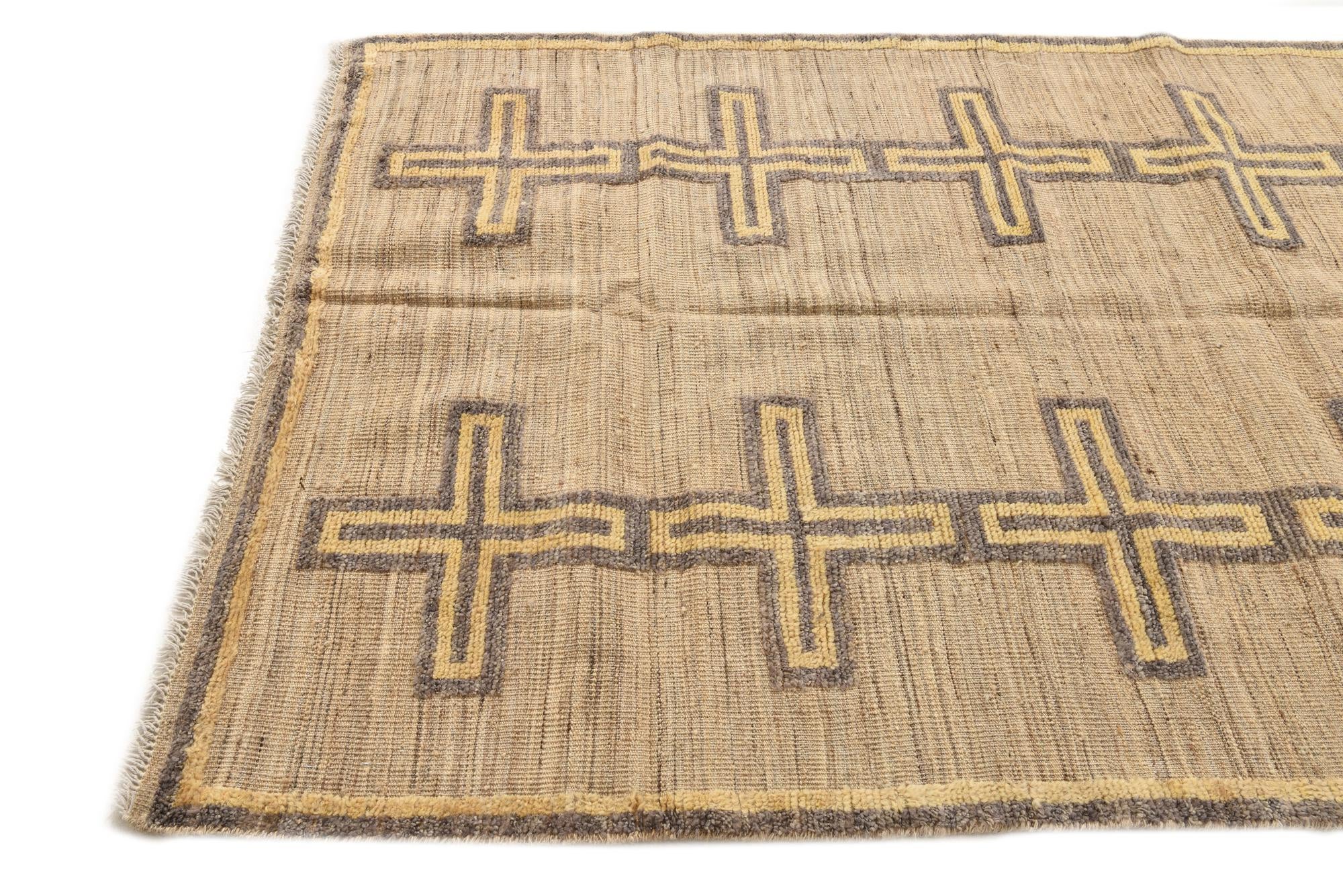 4' 10 x 7' 4 Hand Knotted Moroccan Wool Rug