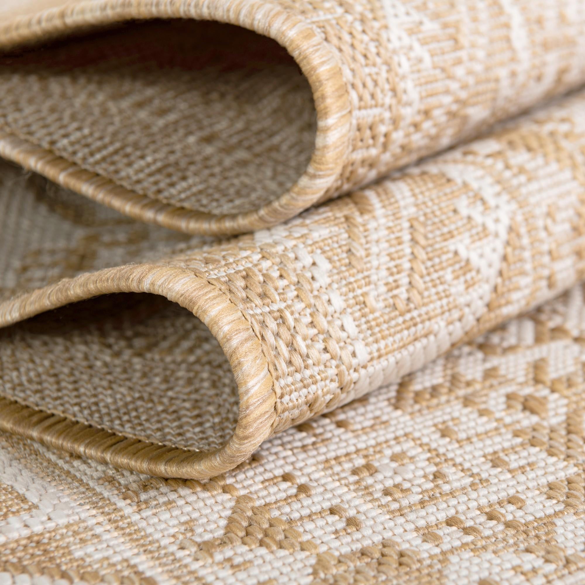 10' x 13' Easy-Clean Aztec Indoor / Outdoor Rug