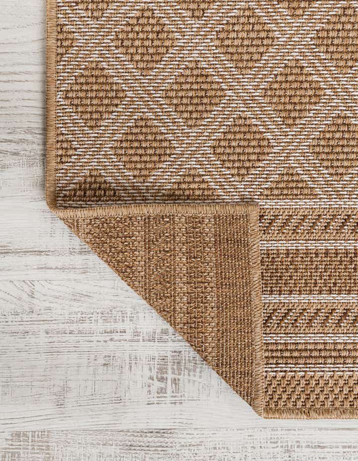 9' x 12' Easy-Clean Lattice Indoor / Outdoor Rug