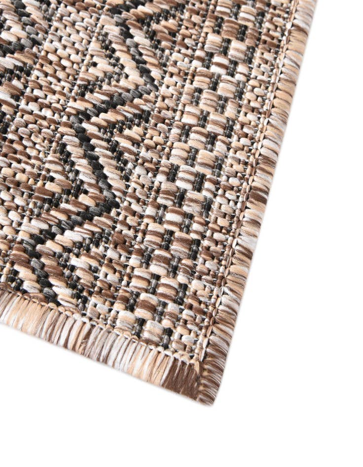 Detail image of 10' x 14' Easy-Clean Ribbon Indoor / Outdoor Rug