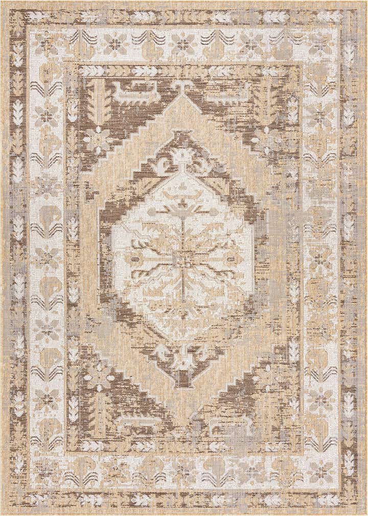 6' x 9' Easy-Clean Traditional Indoor / Outdoor Rug