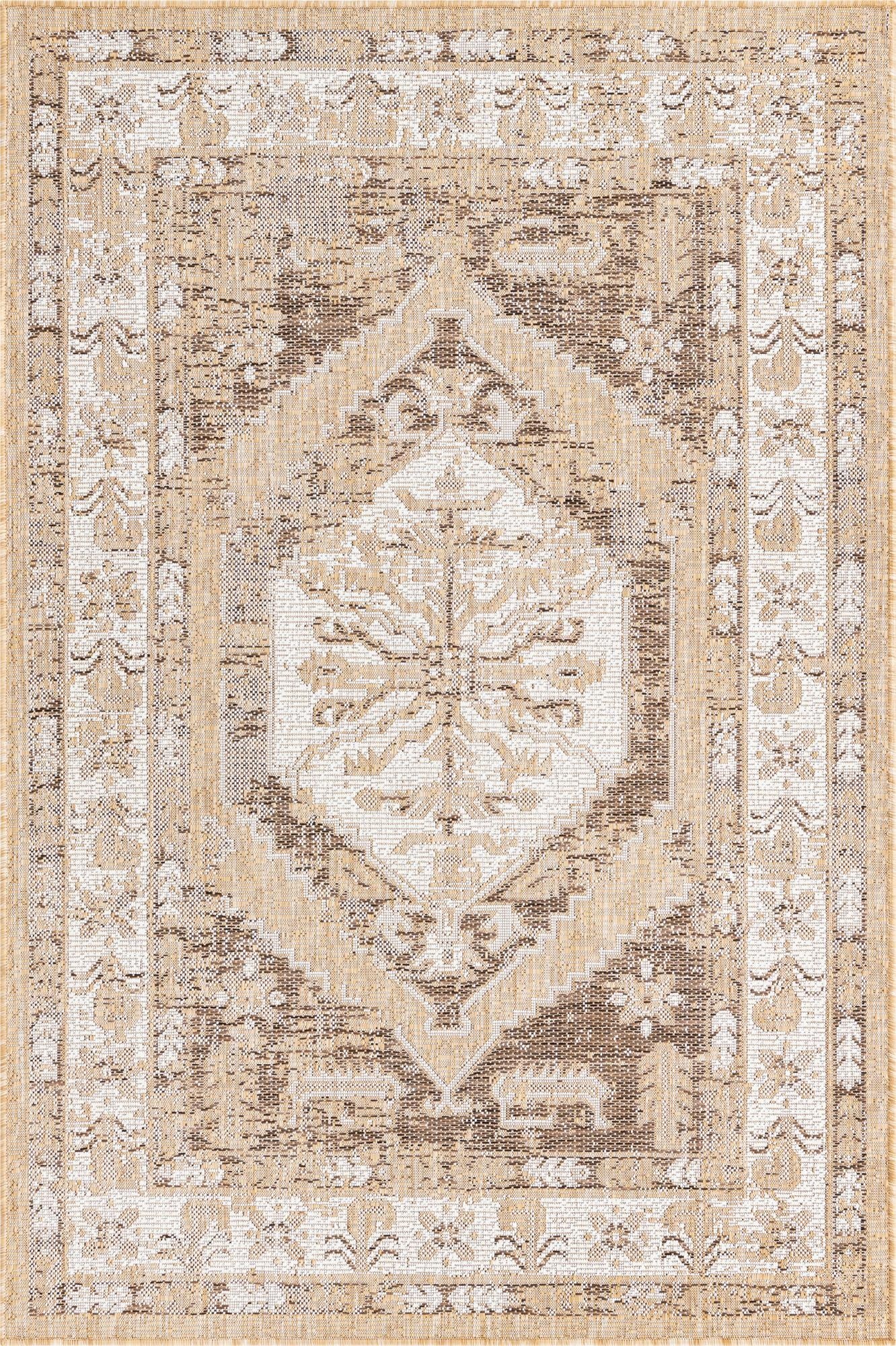 4' x 6'  Washable Traditional Indoor / Outdoor Rug