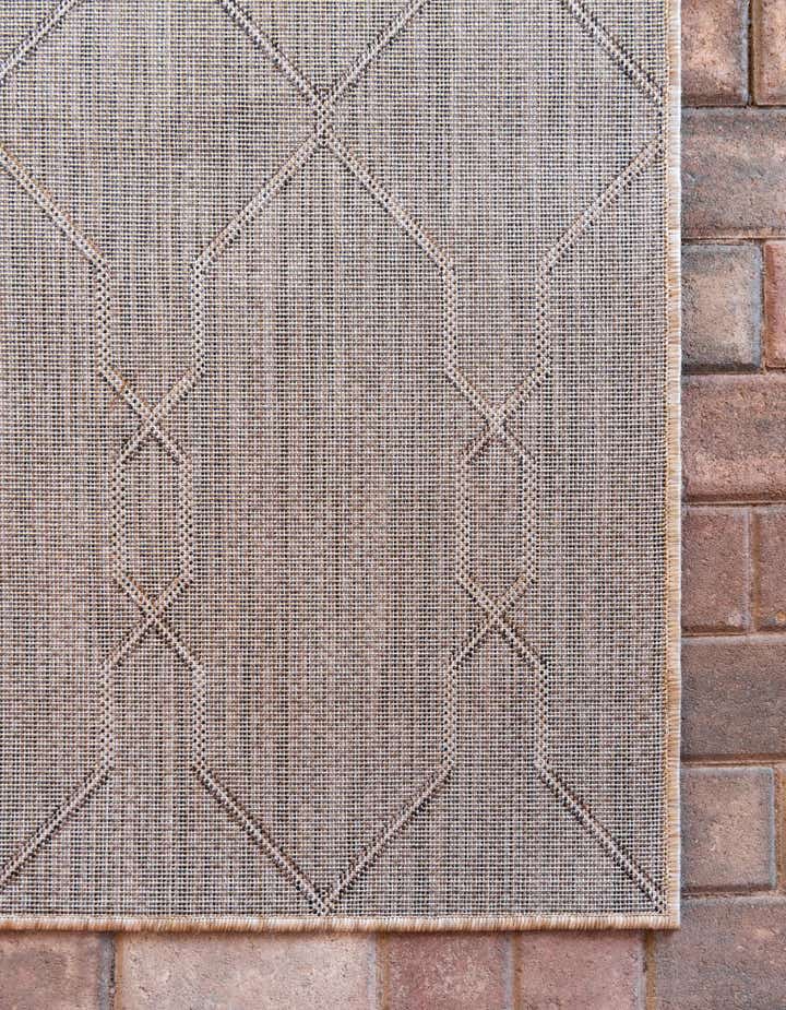 4' x 6' Easy-Clean Trellis Indoor / Outdoor Rug