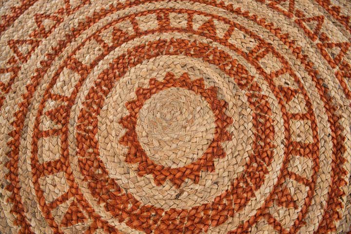 7' 8 x 7' 8 Handmade Braided Jute Round Rug