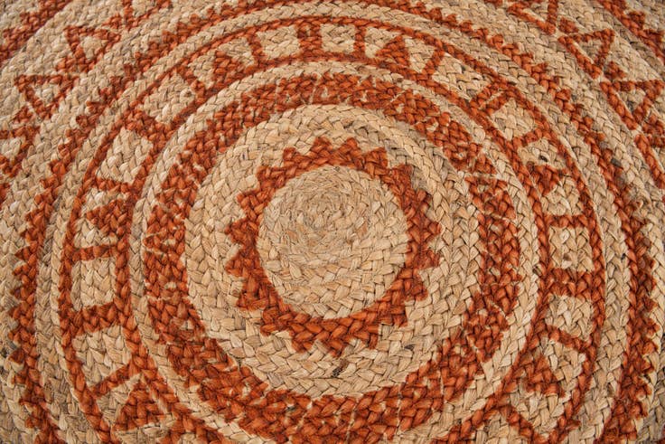 Detail image of 7' 8 x 7' 8 Handmade Braided Jute Round Rug