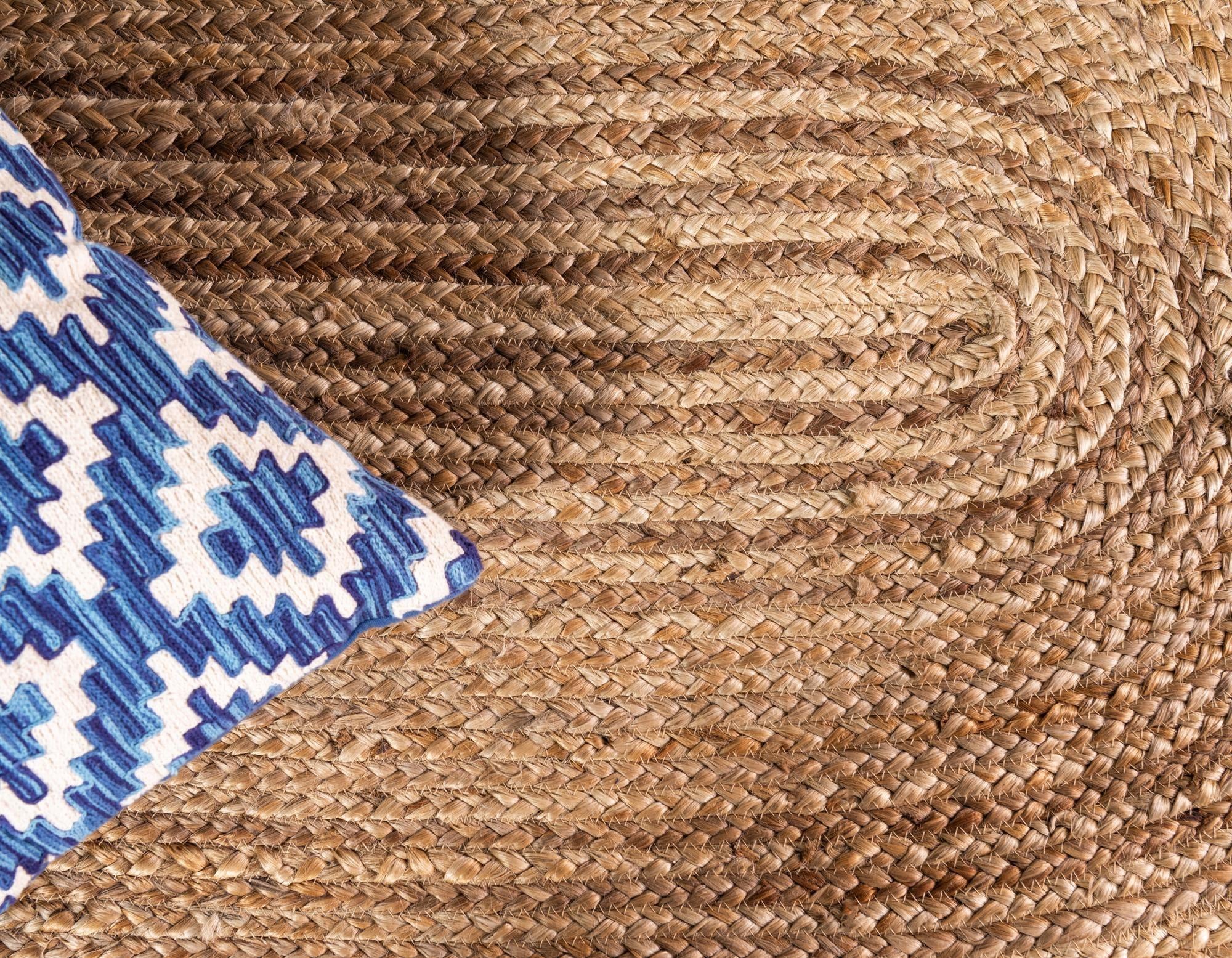 8' x 8' Handmade Braided Jute Round Rug