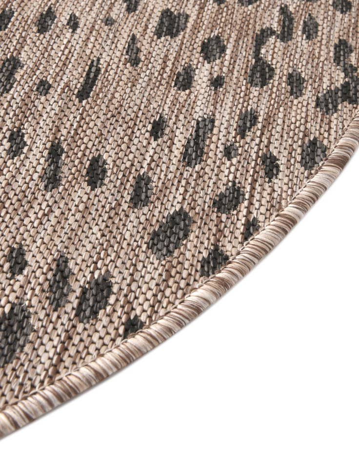 Detail image of 7' 10 x 7' 10 Easy-Clean Safari Indoor / Outdoor Round Rug