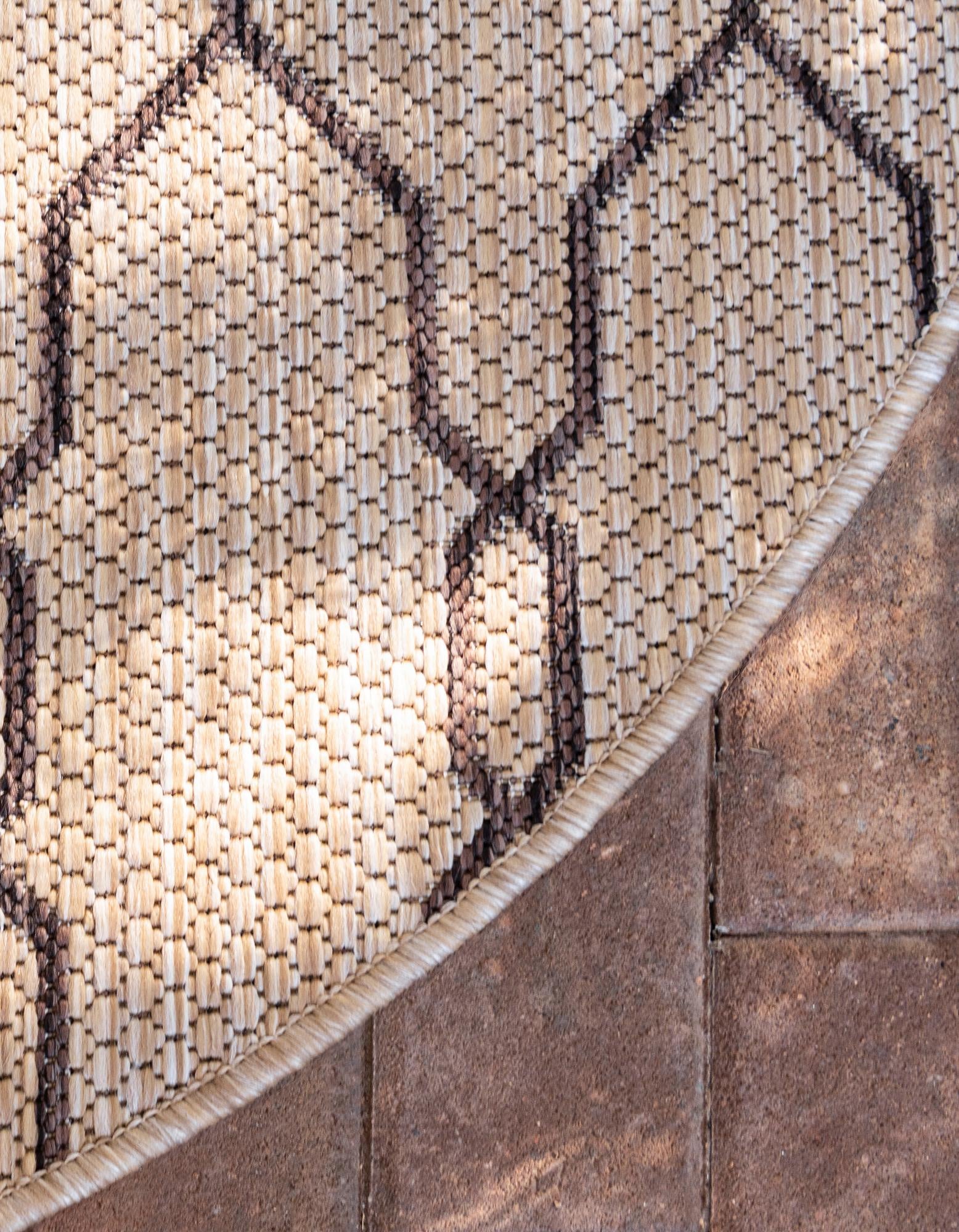 4' x 4' Easy-Clean Trellis Indoor / Outdoor Round Rug