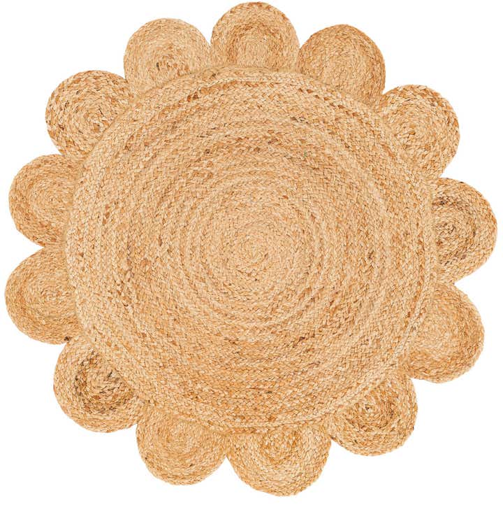 3' 1 x 3' 1 Hand Woven Scallop Braided Jute Round Rug