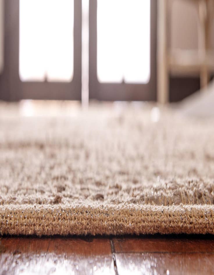 Detail image of 2' 6 x 6'  Hand Woven Metallic Jute Runner Rug