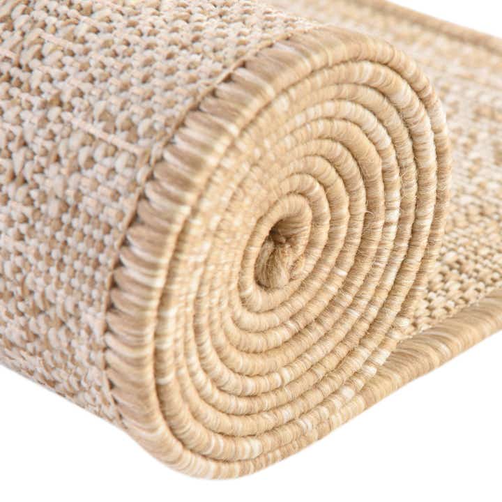2' x 8' Easy-Clean Aztec Indoor / Outdoor Runner Rug